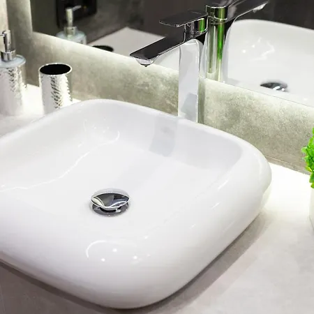 Royal On Gazova 10 Lägenhet