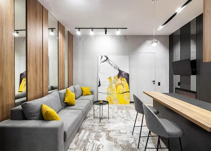 Royal On Gazova 10 Apartament