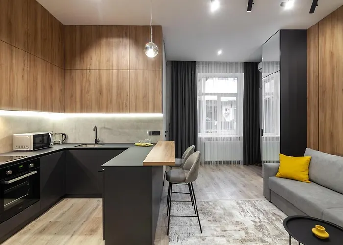 Royal On Gazova 10 Apartament